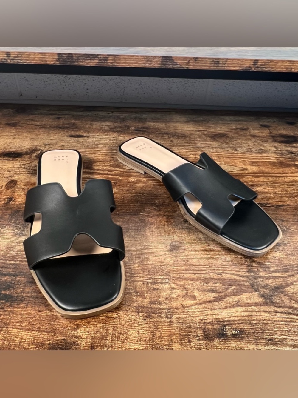 A New Day Sandals Slides Black‎ Faux Leather Slip On Women's 8.5